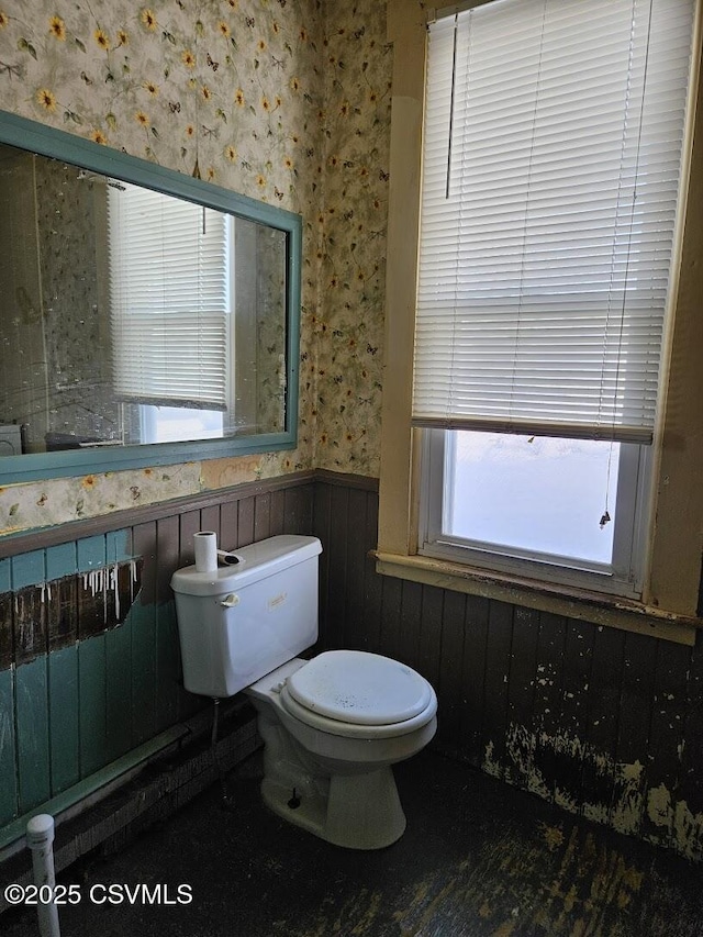 bathroom with toilet