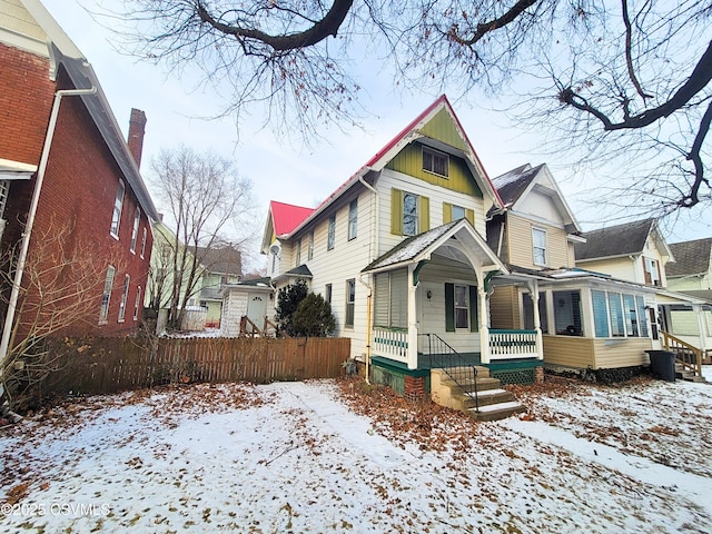 view of front of home featuring a porch