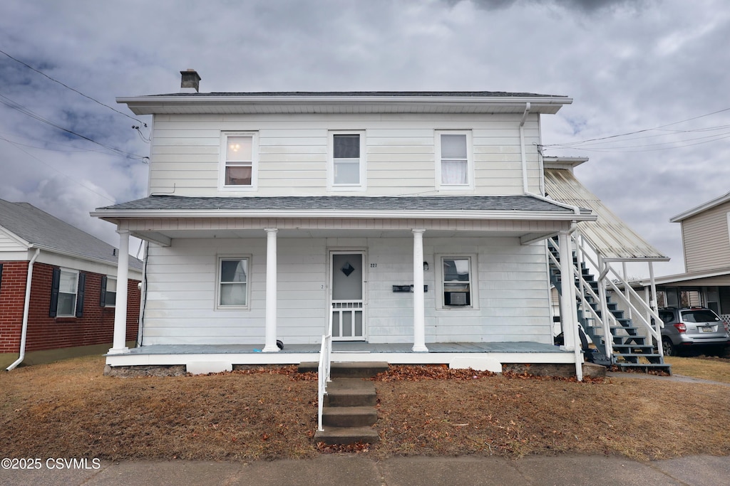 view of front of property with covered porch