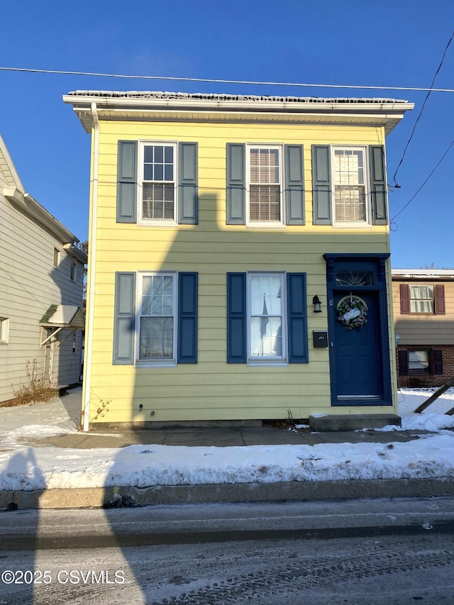 view of front of home