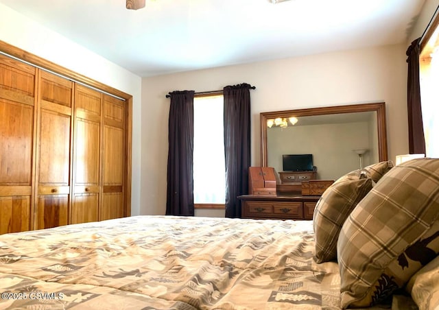 bedroom featuring a closet