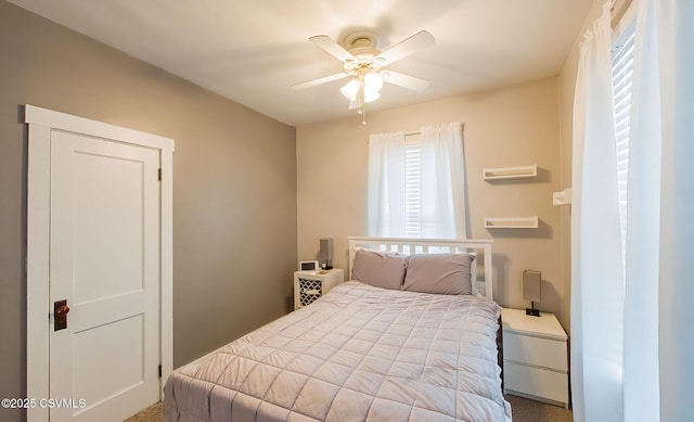 bedroom with ceiling fan