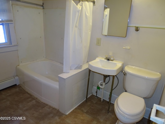 full bathroom featuring toilet and shower / tub combo with curtain