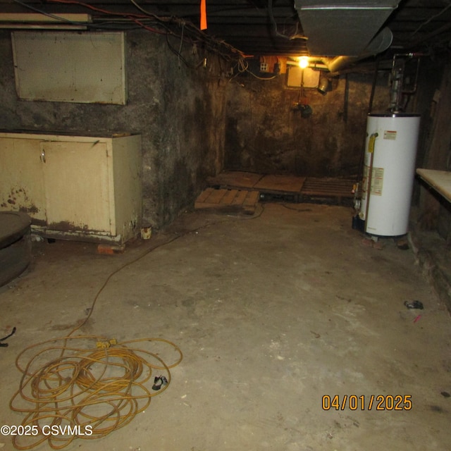 1017 Edison Ave, Sunbury, PA 17801 - unfinished below grade area featuring gas water heater