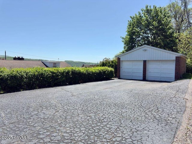 735 E 3rd St, Bloomsburg, PA 17815 - view of detached garage