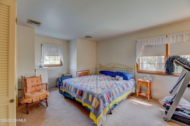 bedroom with carpet flooring