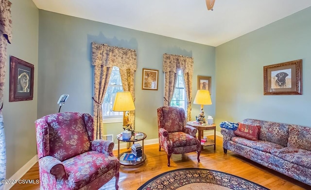 207 Klinger Hill Rd, Benton, PA 17814 - living area featuring wood finished floors and baseboards
