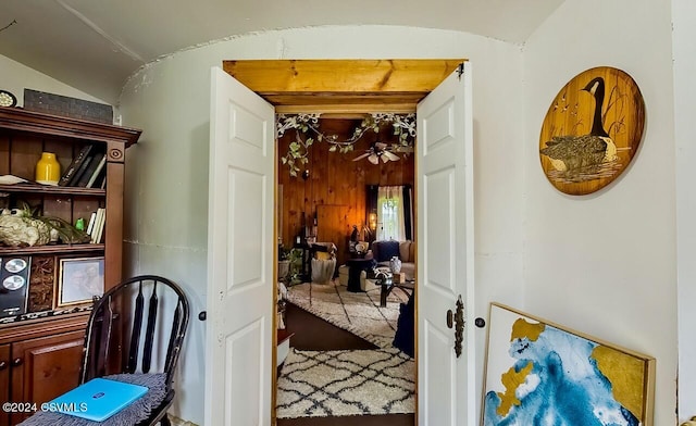 207 Klinger Hill Rd, Benton, PA 17814 - entryway with vaulted ceiling