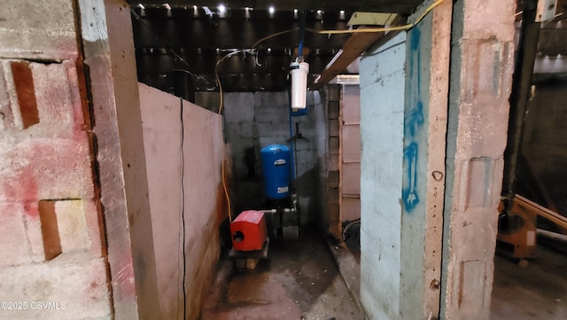 4523 State Route 61, Paxinos, PA 17860 - unfinished below grade area featuring a water pressure tank