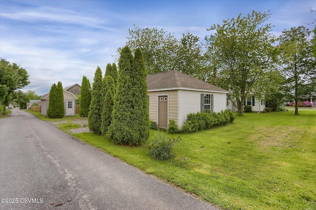 288 Broadway St, Turbotville, PA 17772 - view of front of home with a front yard and roof with shingles
