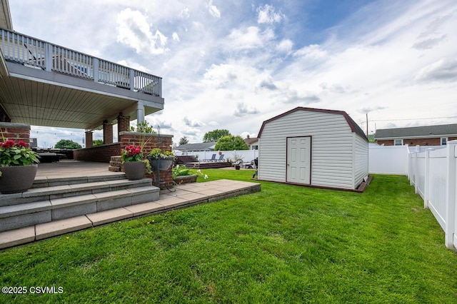 937 E 10th St, Berwick, PA 18603 - view of yard featuring a patio area
