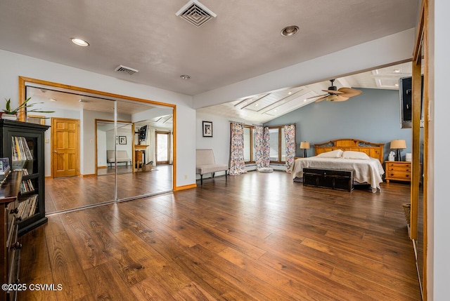 937 E 10th St, Berwick, PA 18603 - unfurnished bedroom featuring vaulted ceiling, hardwood / wood-style flooring, and recessed lighting
