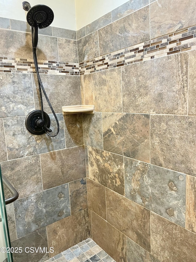 3014 Smoketown Rd, Lewisburg, PA 17837 - bathroom view of tiled shower