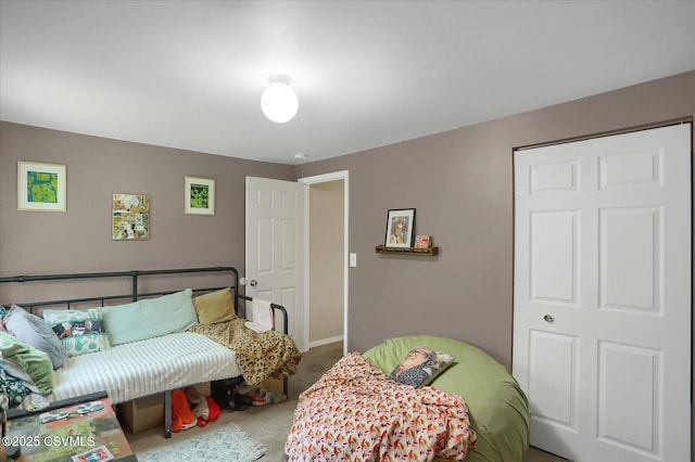 27-29 S Water St, Selinsgrove, PA 17870 - carpeted bedroom with baseboards