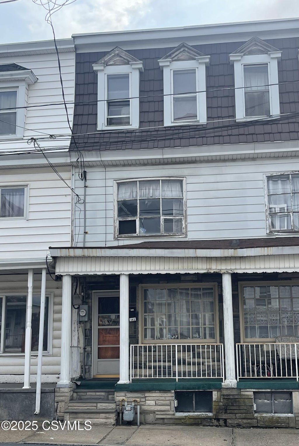142 S Chestnut St, Mount Carmel, PA 17851 - photo 1