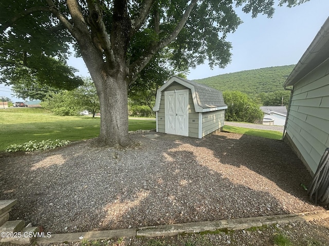 321 E Shamokin St, Trevorton, PA 17881 - view of green lawn