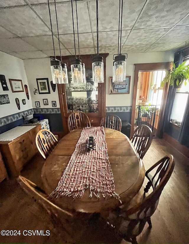 406 W Spruce St, Shamokin, PA 17872 - dining space featuring a wainscoted wall