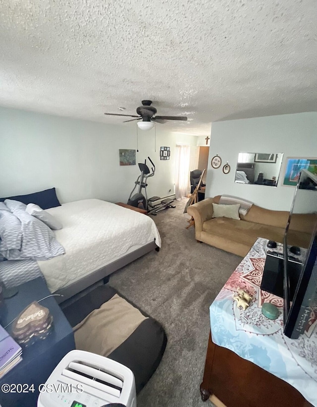 406 W Spruce St, Shamokin, PA 17872 - bedroom featuring carpet flooring, ceiling fan, and a textured ceiling