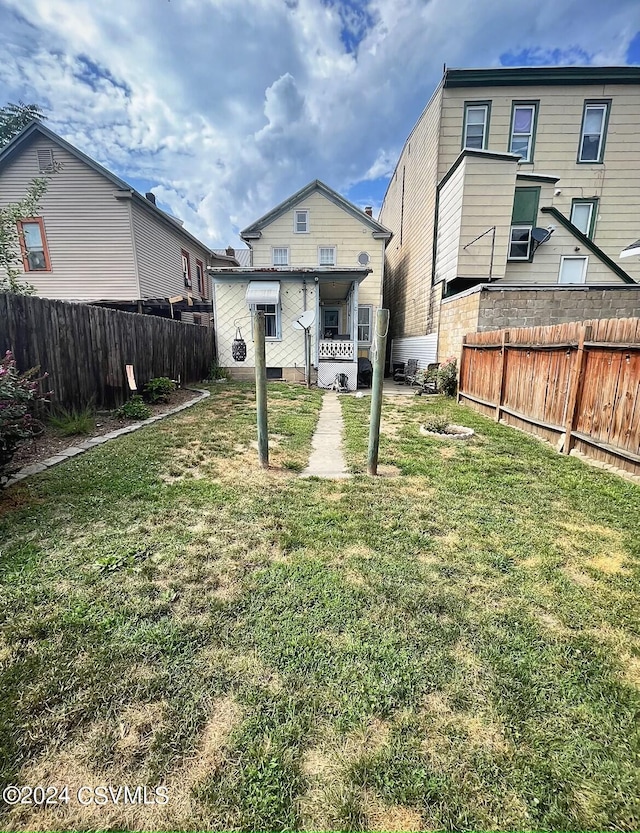 406 W Spruce St, Shamokin, PA 17872 - view of rear view of house