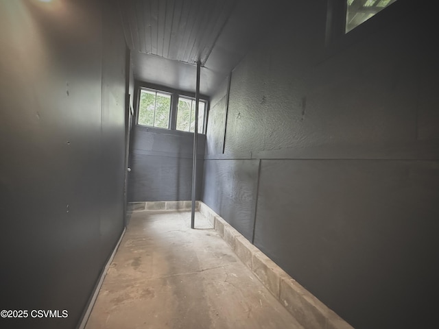 423 E Dewart St, Shamokin, PA 17872 - corridor featuring concrete flooring