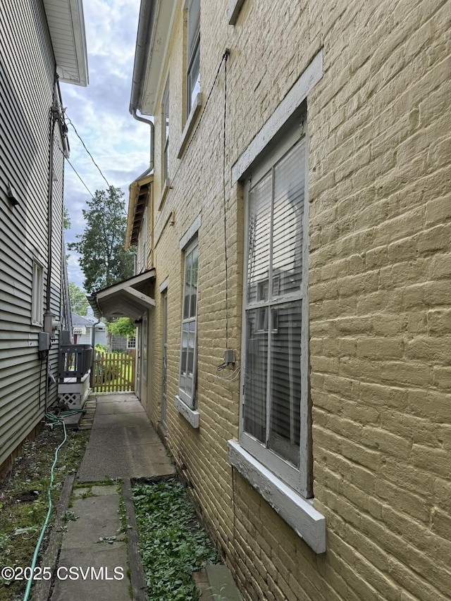 127 N 3rd St, Lewisburg, PA 17837 - view of side of property