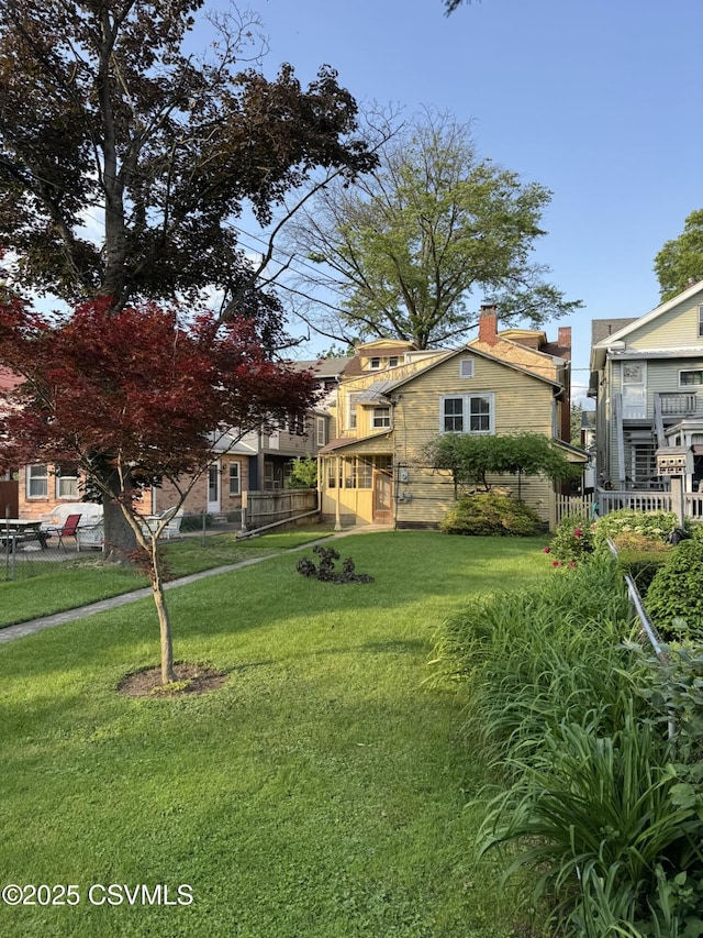 127 N 3rd St, Lewisburg, PA 17837 - view of yard