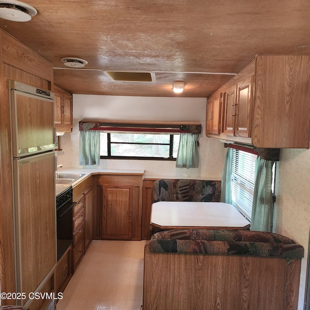 810 Creek Rd, Mount Pleasant Mills, PA 17853