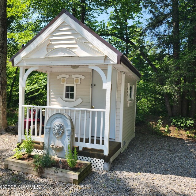 810 Creek Rd, Mount Pleasant Mills, PA 17853