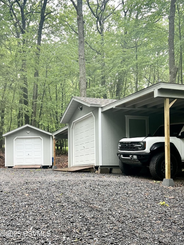 511 Snowflake Ln, Shickshinny, PA 18655 - view of garage