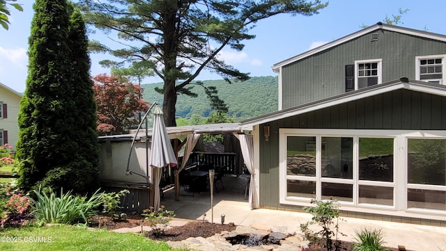 124 E Coal St, Trevorton, PA 17881 - back of property with a patio