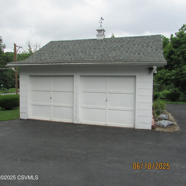 324 Tulip Rd, Paxinos, PA 17860 - view of garage
