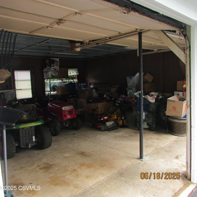 324 Tulip Rd, Paxinos, PA 17860 - view of garage