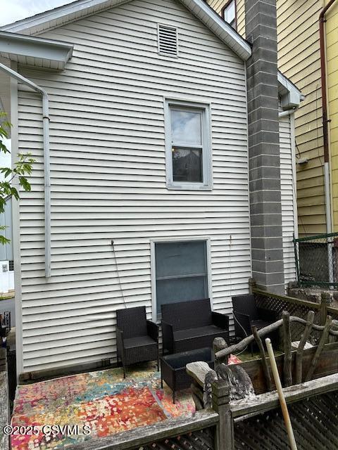 26 Sherman St, Coal Township, PA 17866 - back of house