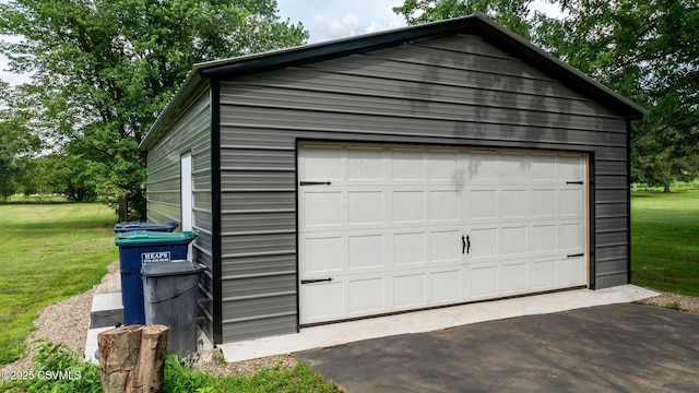909 Fair St, Nescopeck, PA 18635 - view of detached garage