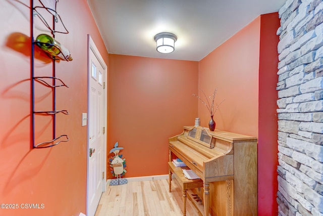 909 Fair St, Nescopeck, PA 18635 - entryway featuring wood finished floors and baseboards