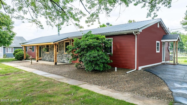 909 Fair St, Nescopeck, PA 18635 - photo 1