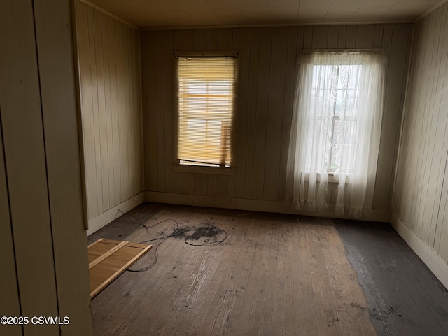 615 Broad St, Berwick, PA 18603 - unfurnished room with hardwood / wood-style floors