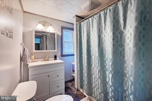 1114 W Arch St, Coal Township, PA 17866 - full bath with vanity, a shower with shower curtain, crown molding, and tile patterned floors