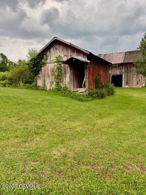 352 Turkey Hill Rd, Elysburg, PA 17824 - view of barn featuring a lawn