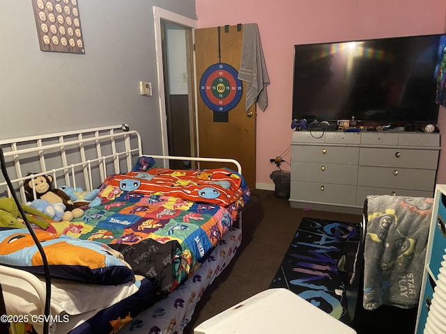 214 N Vine St, Shamokin, PA 17872 - carpeted bedroom with baseboards