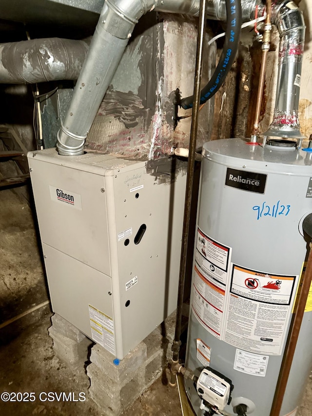 1507 Fairview Ave, Berwick, PA 18603 - utility room featuring gas water heater