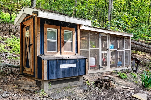 178 Schooners Run, Shickshinny, PA 18655 - view of poultry coop with a wooded view