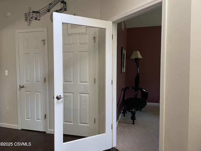 3 Walnut Rd, Lewisburg, PA 17837 - corridor with baseboards