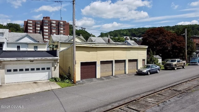 230 S 6th St, Shamokin, PA 17872 - exterior space