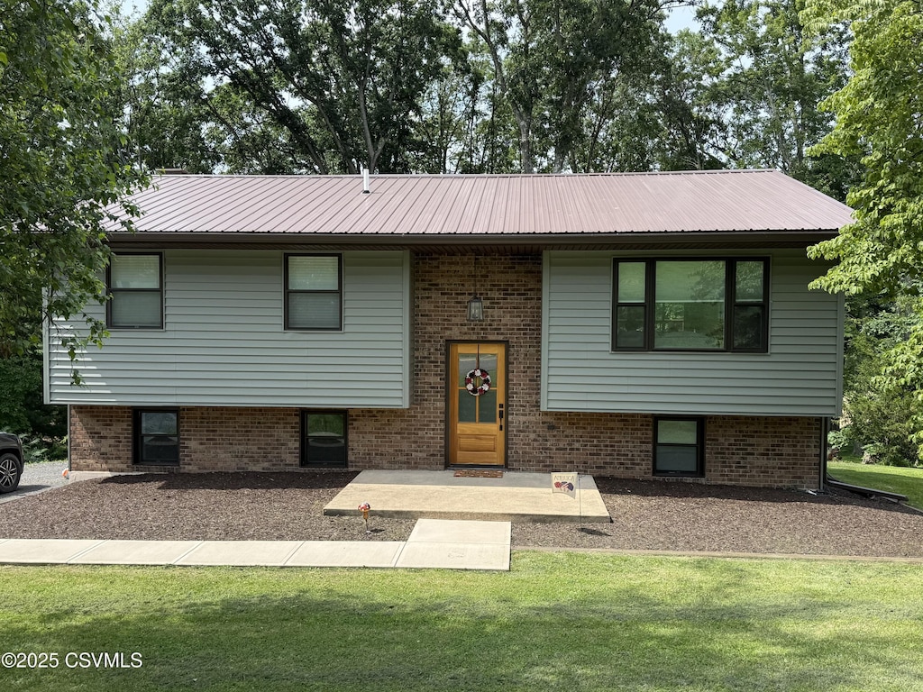 91 Twin Church Rd, Berwick, PA 18603 - photo 1