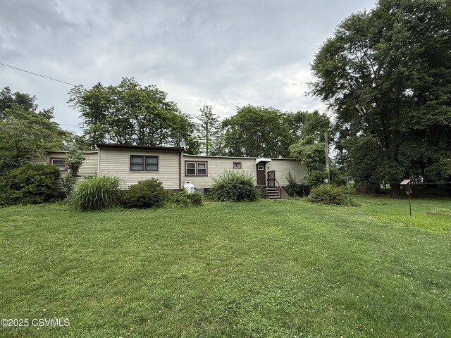 25 Wolfe Rd, Nescopeck, PA 18635 - back of property with a yard
