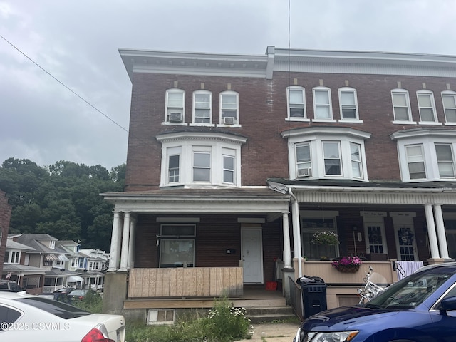 1246 W Arch St, Coal Township, PA 17866 - photo 1