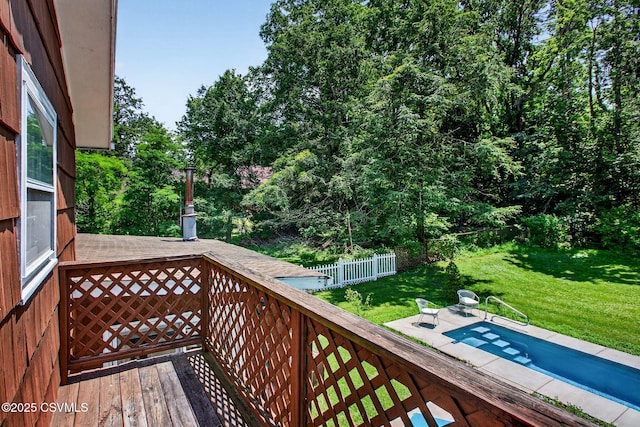 725 Avenue Ave E, Danville, PA 17821 - deck with a fenced backyard