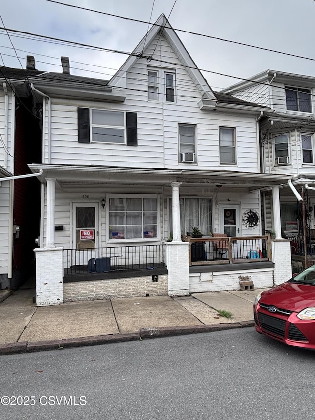 530 W 3rd St, Mount Carmel, PA 17851 - photo 1