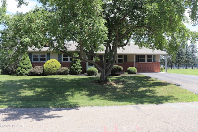 252 Mcguire Park Dr, Bloomsburg, PA 17815 - photo 2